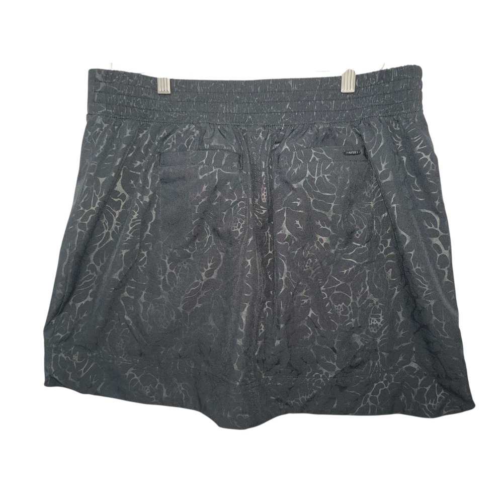 Orvis Travel Skort Womens Medium Black Rose Embossed Mesh Inner Shorts Pull On‎ - Picture 2 of 12